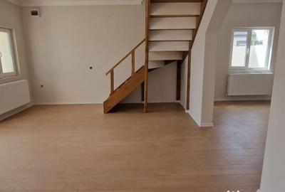 Casă cu 4 camere cu Teren 280 Mp în Lumina - 3