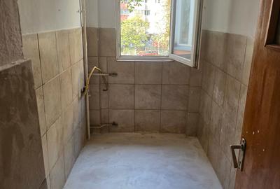 Apartament cu 3 camere semidecomandat în Lacul Tei - 4