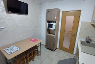 Apartament cu 2 camere decomandat+parcare in Rond Zimbru-Cofetaria A La Grec - 3
