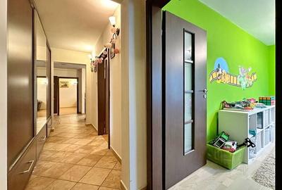 Apartament cu Structura Generoasa si Priveliste Deosebita - 12