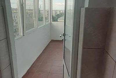 Apartament cu 2 camere decomandat în Între Lacuri - 5