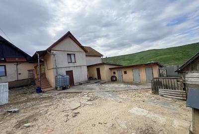 Casă individuală cu 5 camere cu Teren 2600 Mp în Boian - 6