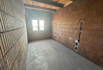 Sacalaz, 1/2 Duplex P+M, 4 Camere,2 Bai,Terasa Acoperita - 11