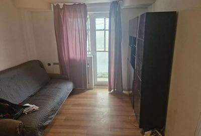 Apartament cu 2 camere decomandat în Drumul Taberei