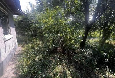 Casa cu 4 camerd?n zona Tabaci, Valenii de Munte  teren 1000 /?. - 18