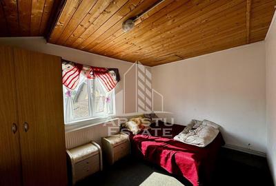 Apartament cu 2 camere semidecomandat în Lunei