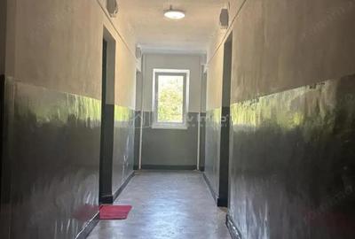 Garsoniera Rogerius - etaj 1 - str. Aluminei - 2