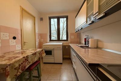 Apartament cu 2 camere decomandat, mobilat în Berceni - 9