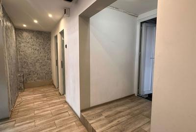 Spațiu comercial, de 50 mp, în Central - 1