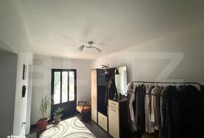 Casă cu 4 camere cu Teren 1237 Mp în Central