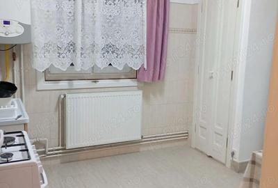 Apartament cu 2 camere decomandat în Circumvalațiunii - 3
