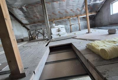 Casă cu 7 camere cu Teren 300 Mp în Cumpăna - 6