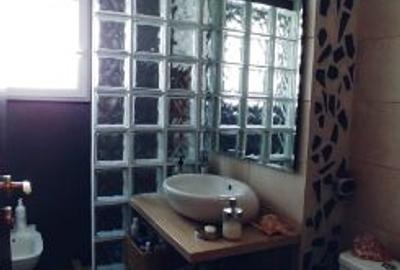 Vand apartament 3 camere Emil Racovita - 2