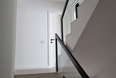 Vila tip duplex de închiriat - 5 camere - 11