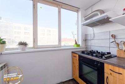 Apartament cu 3 camere decomandat în Lenin - 35