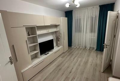 Particular Dristor la 2 min metrou LUX - 1