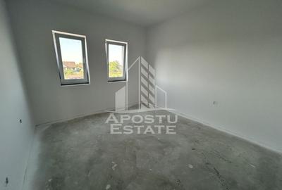 Vand apartament in triplex P+E+M, proiect deosebit, la alb, Sacalaz. - 11