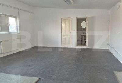 Spațiu comercial, de 74 mp, în Libertății - 1
