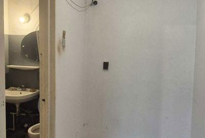 Apartament cu 3 camere semidecomandat în Central - 5