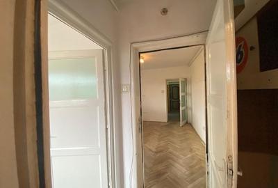 Apartament cu trei camere zona piata Astra - 4