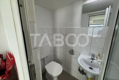 Spatiu comercial cu doua intrari separate 4 camere 2 bai 84 mpu Sibiu - 6