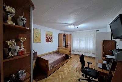 Apartament cu 2 camere decomandat, mobilat în Torontalului - 7