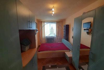 Apartament 3 camere DECOMANDAT, zona HAN - 9