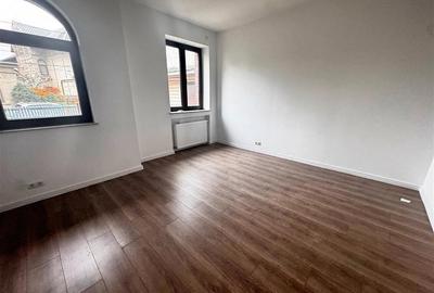 Apartament cu 2 camere, curte 100 mp, garaj si boxa, Zona Bulevardul Independent - 6