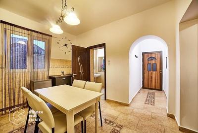 Apartament cu 2 camere semidecomandat, mobilat în Ultracentral