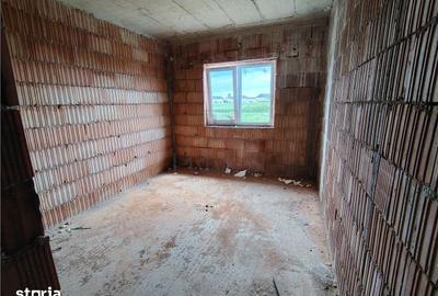 Casă cu 3 camere cu Teren 311 Mp în Moșnița Nouă - 2