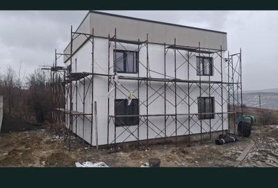 Casă cu 4 camere în Central - 3