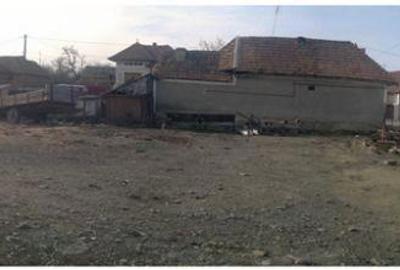 Teren de 36 mp, în Mândra - 4