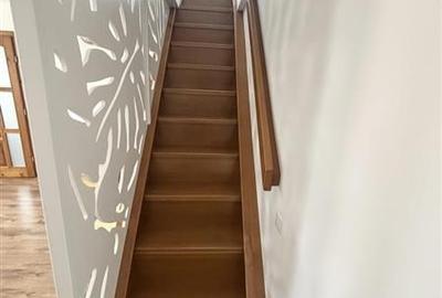 Casa spatioasa si bine compartimentata in Velenta  locatie excelenta - 12