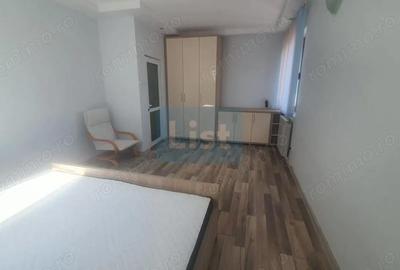 Spațiu comercial, de 760 mp, în Central - 7