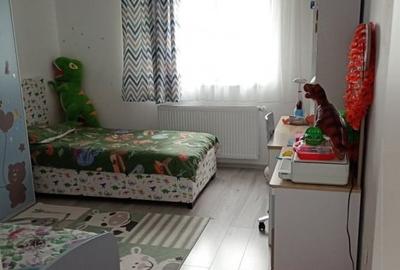 Apartament cu 2 camere semidecomandat, mobilat în Triaj - 4