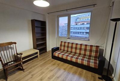 Apartament cu 2 camere semidecomandat în Armeneasca