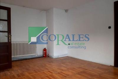 Casă individuală cu 4 camere cu Canalizare în Girocului - 8