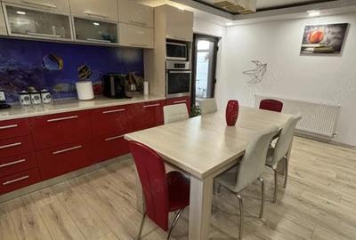 Casă în Central - 1