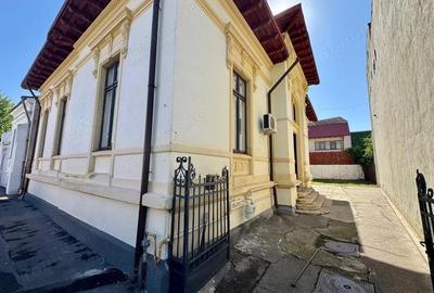 VILA BOIEREASCA ULTRACENTRALA, CURTE MARE - Piata Gemeni / Bd Dacia - 2