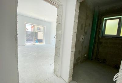 Casa la sol cu Panouri Solare Finisaje premium Predare la alb Constructie 2025 - 16