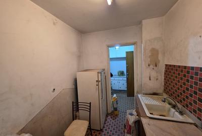 Apartament cu 3 camere semidecomandat în Obor - 12