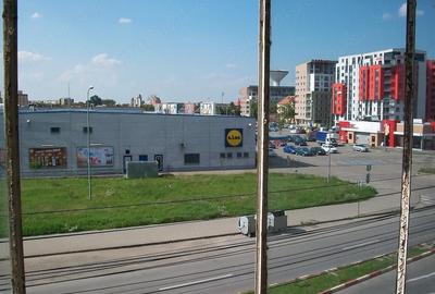Apartament cu 2 camere decomandat în Central - 2