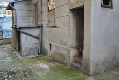 Casă individuală cu 5 camere cu Canalizare în Parcul Carol - 5