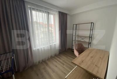 Apartament cu 4 camere decomandat în Central - 1