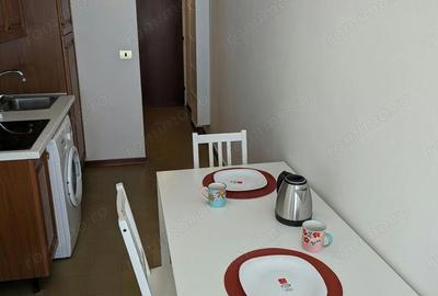 Garsonieră decomandată în P-ța Universității