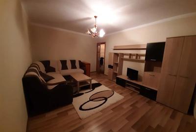 Inchiriez apartament 2 camere decomandat zona Soarelui - 1