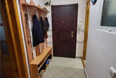 Apartament cu 3 camere decomandat în Valenta - 17