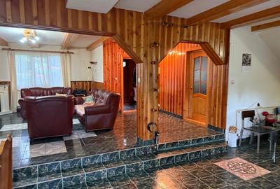 Casă cu 7 camere cu Teren 1300 Mp în Central - 5