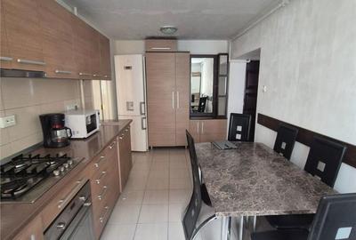 Apartament cu 2 camere decomandat în Calea Moldovei - 6