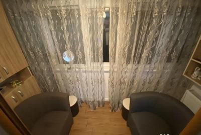 Apartament cu 4 camere decomandat, mobilat în Far - 1